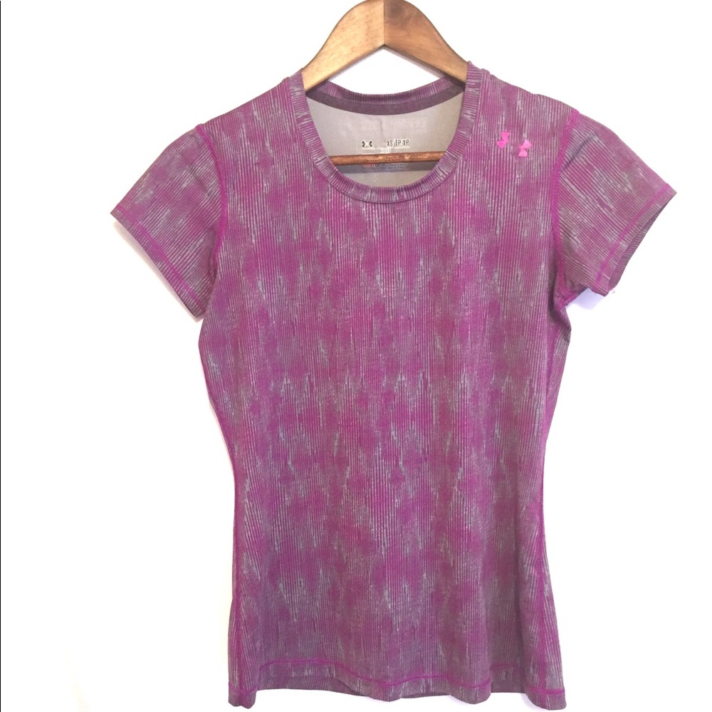 UNDER ARMOUR Heat Gear Fitted Purple T-Shirt
